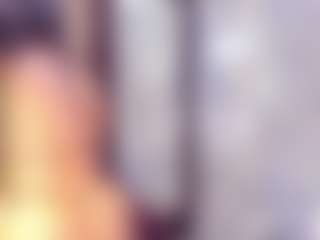 Live cam show with Laura Saenz - Ebony on CamwithHer | colombia