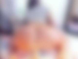 Laura Saenz's Live Sex Cam Show