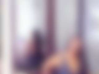 Laura Saenz's Live Sex Cam Show