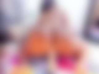 Laura Saenz's Live Sex Cam Show