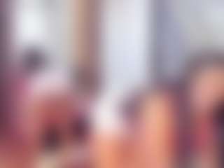 Laura Saenz's Live Sex Cam Show