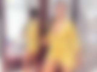 Laura Saenz's Live Sex Cam Show