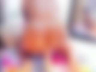 Laura Saenz's Live Sex Cam Show