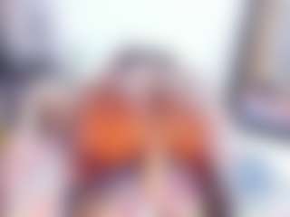 Laura Saenz's Live Sex Cam Show