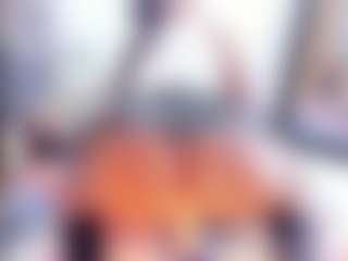 Laura Saenz's Live Sex Cam Show