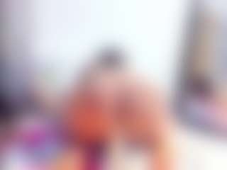 Laura Saenz's Live Sex Cam Show