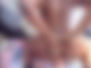 Laura Saenz's Live Sex Cam Show