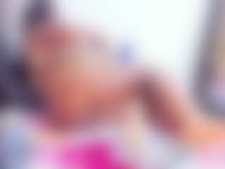 Laura Saenz's Live Sex Cam Show