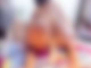Laura Saenz's Live Sex Cam Show