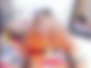 Laura Saenz's Live Sex Cam Show