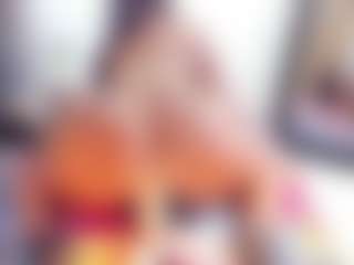 Laura Saenz's Live Sex Cam Show