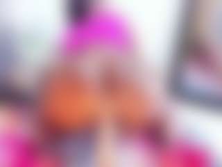 Laura Saenz's Live Sex Cam Show