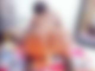 Laura Saenz's Live Sex Cam Show