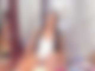 Laura Saenz's Live Sex Cam Show