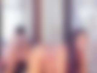 Laura Saenz's Live Sex Cam Show