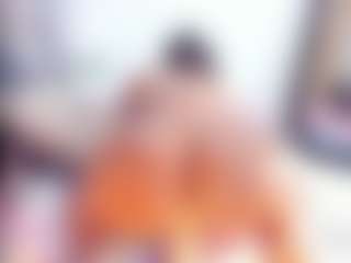 Laura Saenz's Live Sex Cam Show