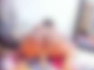Laura Saenz's Live Sex Cam Show