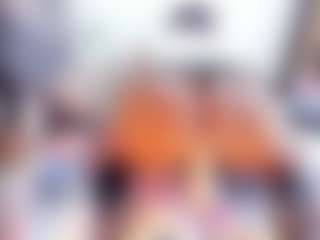 Laura Saenz's Live Sex Cam Show