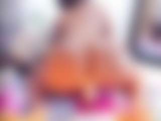 Laura Saenz's Live Sex Cam Show