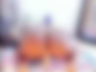 Laura Saenz's Live Sex Cam Show