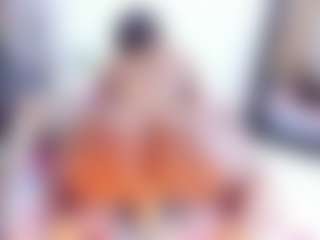 Laura Saenz's Live Sex Cam Show