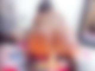 Laura Saenz's Live Sex Cam Show