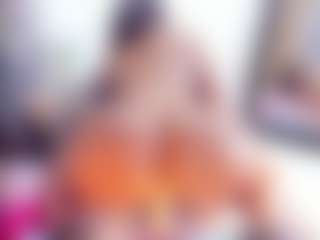 Laura Saenz's Live Sex Cam Show