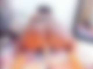 Laura Saenz's Live Sex Cam Show