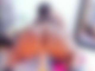 Laura Saenz's Live Sex Cam Show
