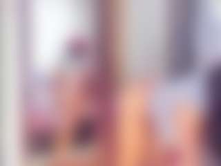 Laura Saenz's Live Sex Cam Show