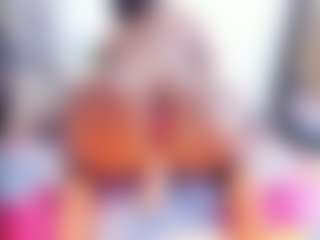 Laura Saenz's Live Sex Cam Show