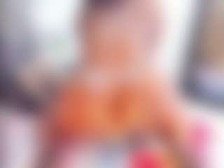 Laura Saenz's Live Sex Cam Show