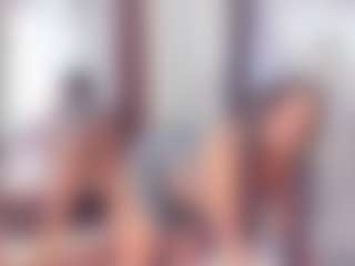 Laura Saenz's Live Sex Cam Show