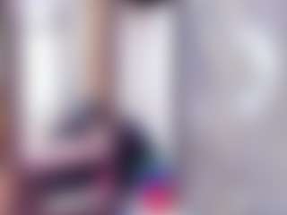 Laura Saenz's Live Sex Cam Show