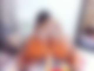 Laura Saenz's Live Sex Cam Show