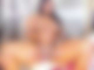 Laura Saenz's Live Sex Cam Show