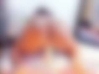 Laura Saenz's Live Sex Cam Show