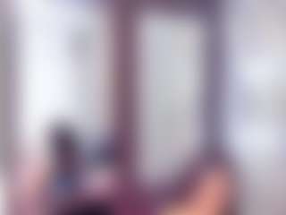 Laura Saenz's Live Sex Cam Show