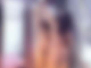Laura Saenz's Live Sex Cam Show