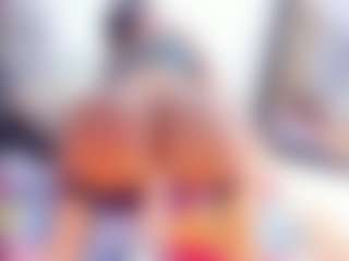 Laura Saenz's Live Sex Cam Show
