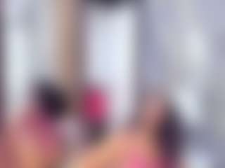 Laura Saenz's Live Sex Cam Show