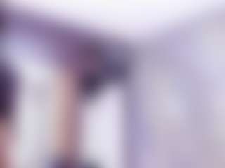 Laura Saenz's Live Sex Cam Show
