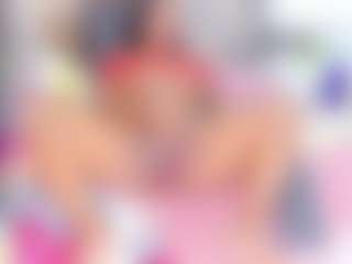 Laura Saenz's Live Sex Cam Show