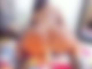 Laura Saenz's Live Sex Cam Show