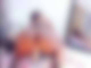 Laura Saenz's Live Sex Cam Show