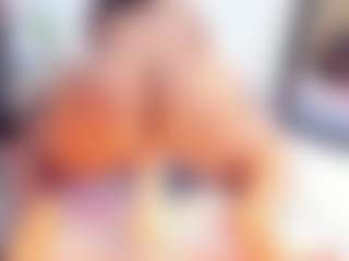 Laura Saenz's Live Sex Cam Show