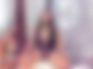 Laura Saenz's Live Sex Cam Show