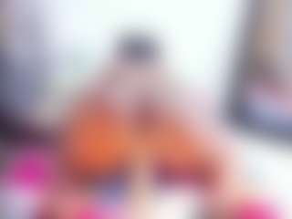 Laura Saenz's Live Sex Cam Show