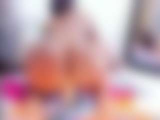Live cam show with Laura Saenz - Ebony on Pornisteam.com | colombia
