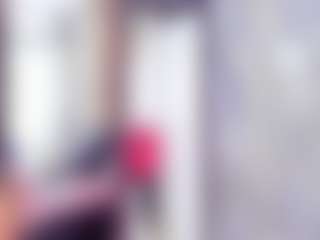 Laura Saenz's Live Sex Cam Show